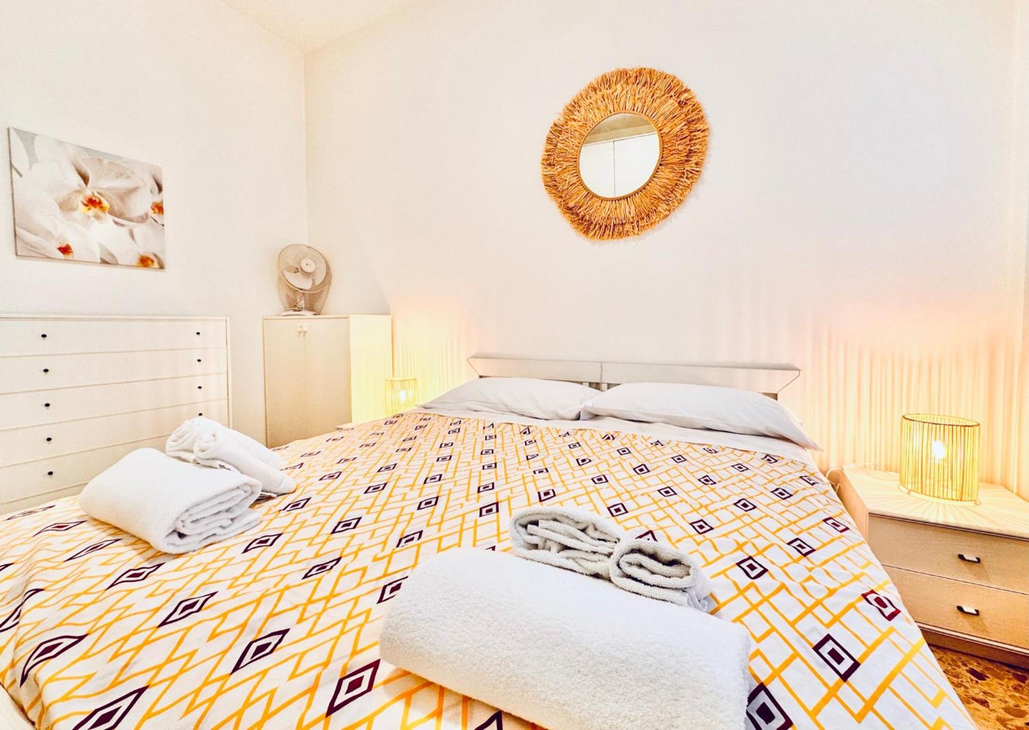 Hostdomus - Cozy Corner Near The Sea Finale Ligure Exterior foto